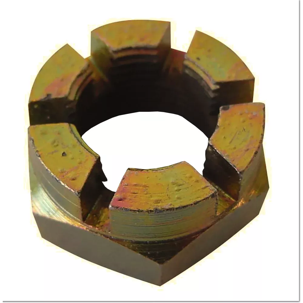 S.40213 Castle Nut, Size: 3/4'' UNF (Din 935) Tensile strength: 8.8 Fits Case IH